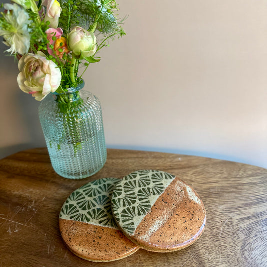 hand-made coaster set • deco brown