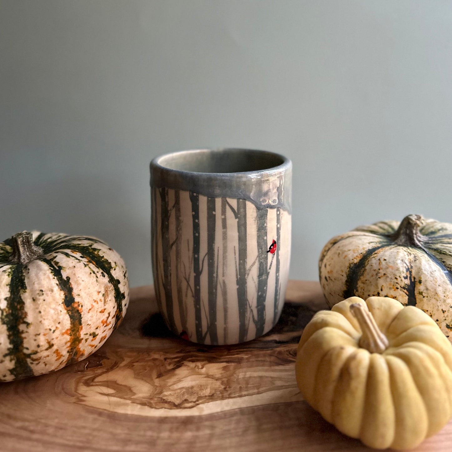 holiday edition tumbler • blue cardinal