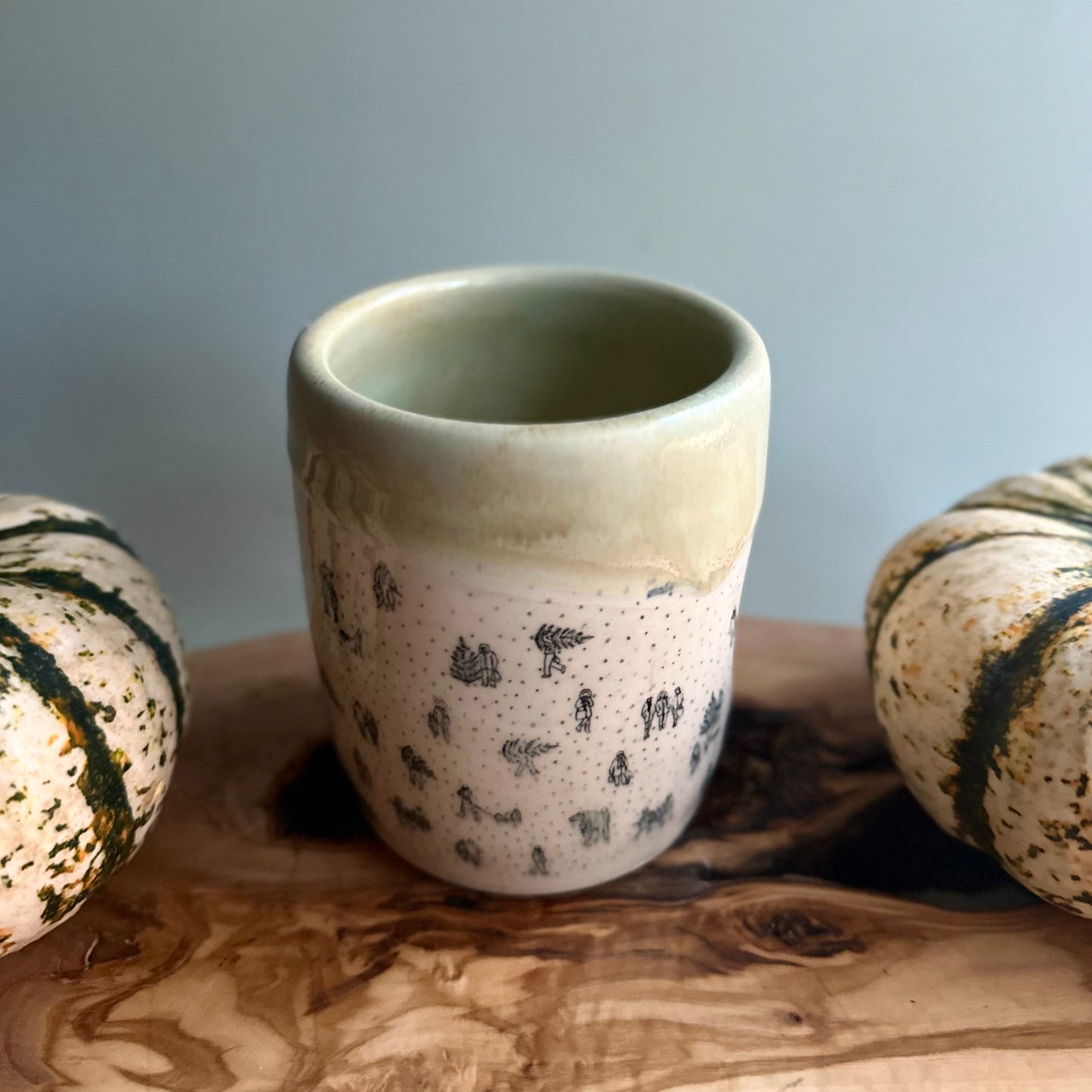 holiday scene tumbler • no. nine