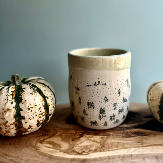 holiday scene tumbler • no. eleven