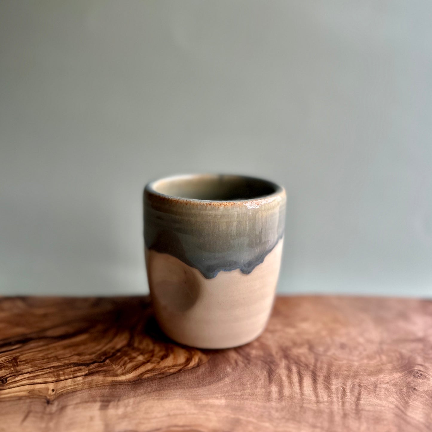 holiday edition tumbler • blue cardinal