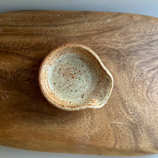wheel-thrown spoon rest • egg